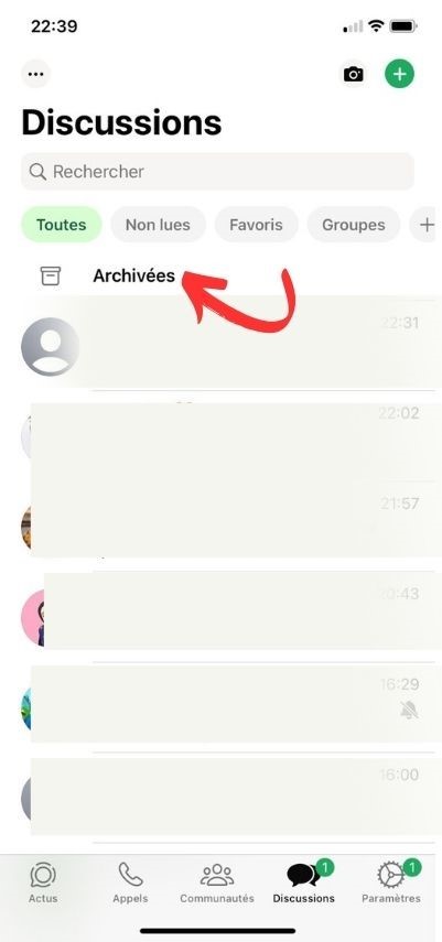 Trouver messages cachés iPhone dans conversations archivées WhatsApp