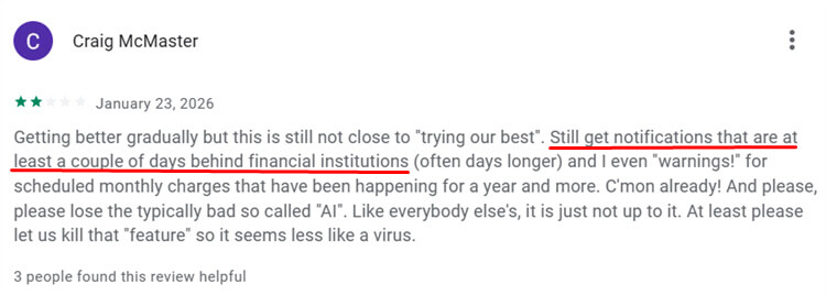 User review on Google Play store mentioning Aura notification delays